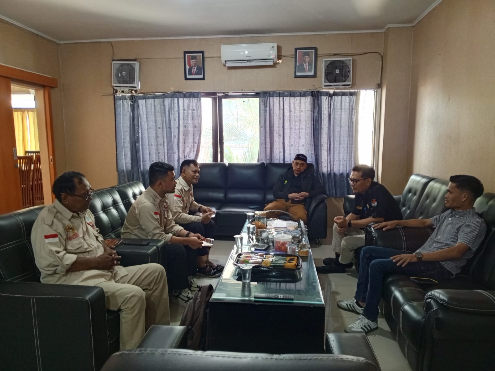 Gabungnya Wartawan Indonesia (GWI) Lakukan Audensi Pada KPUD Kota Tangerang , sukseskan pilkada 2024