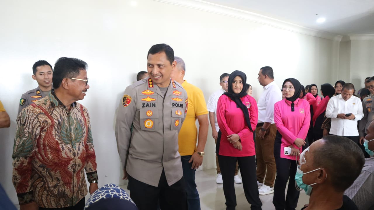 *Peringati Hari Bhayangkara ke-79, Polres Metro Tangerang Kota Selenggarakan Bakti Kesehatan Operasi Mata Katarak Gratis Buat Masyarakat*