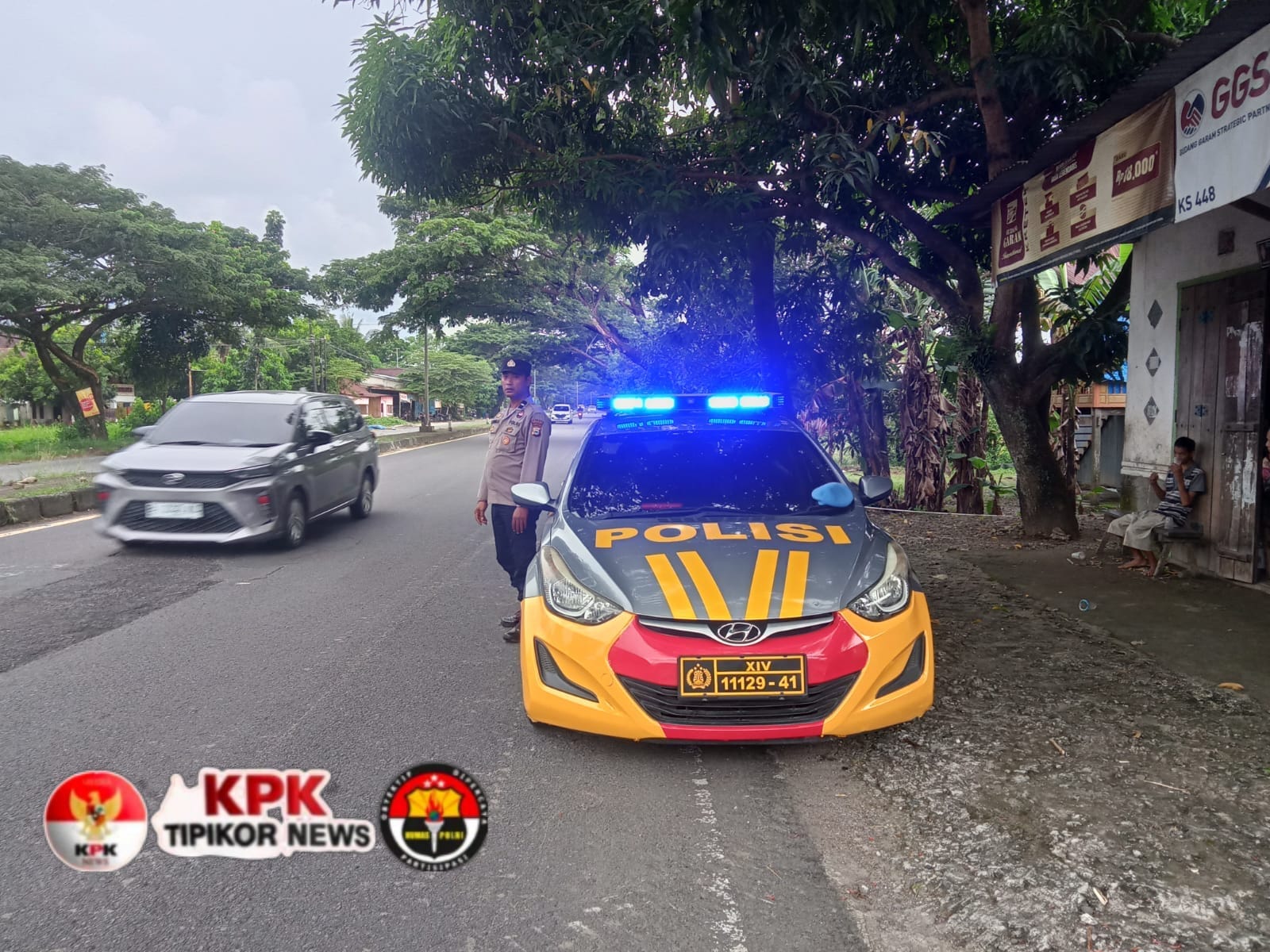 Polsek Mandalle Gelar Patroli Siang Hari Untuk Jaga Kamtibmas