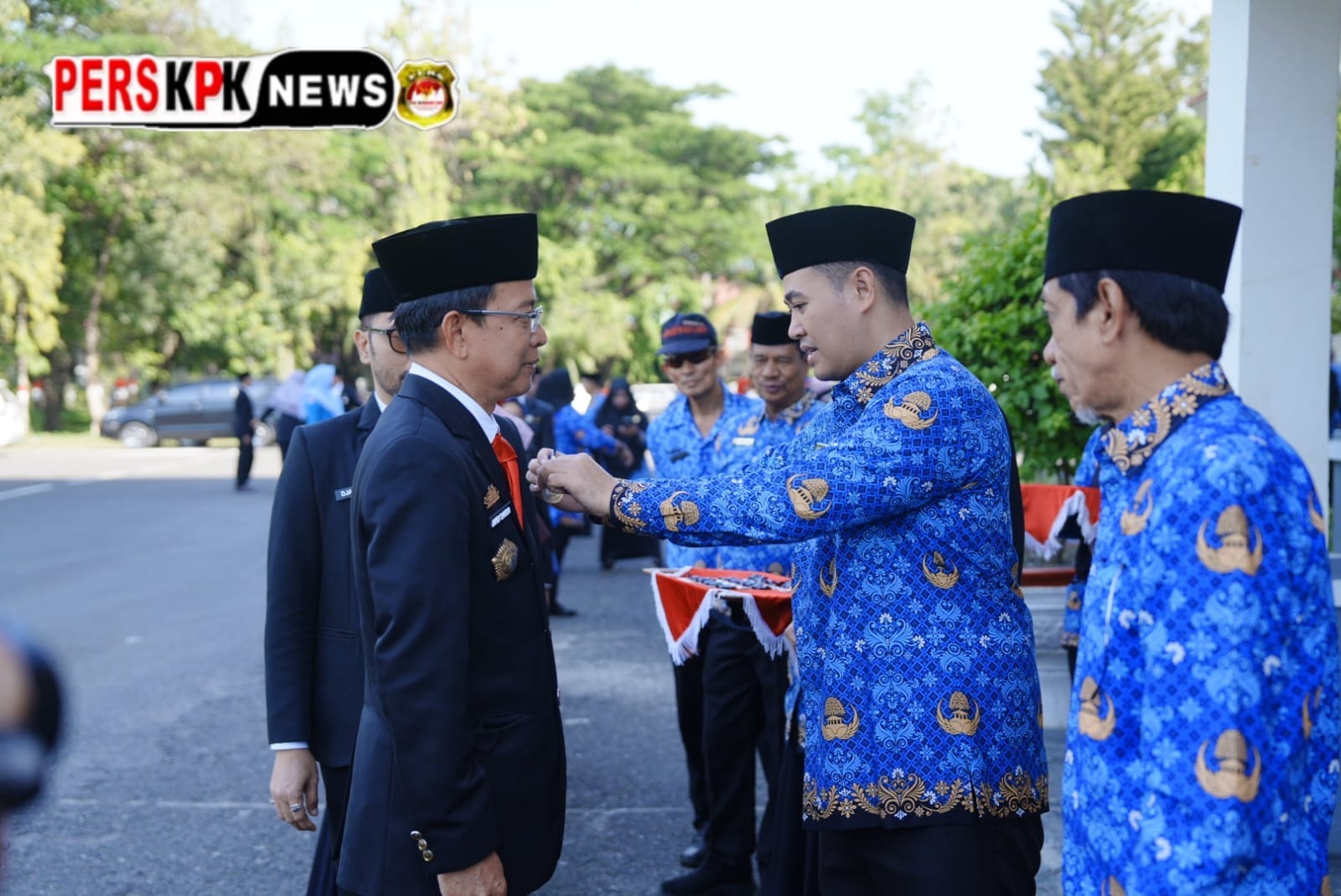 81 ASN Pangkep Terima Satyalencana Karya Satya pada Upacara Hari Korpri