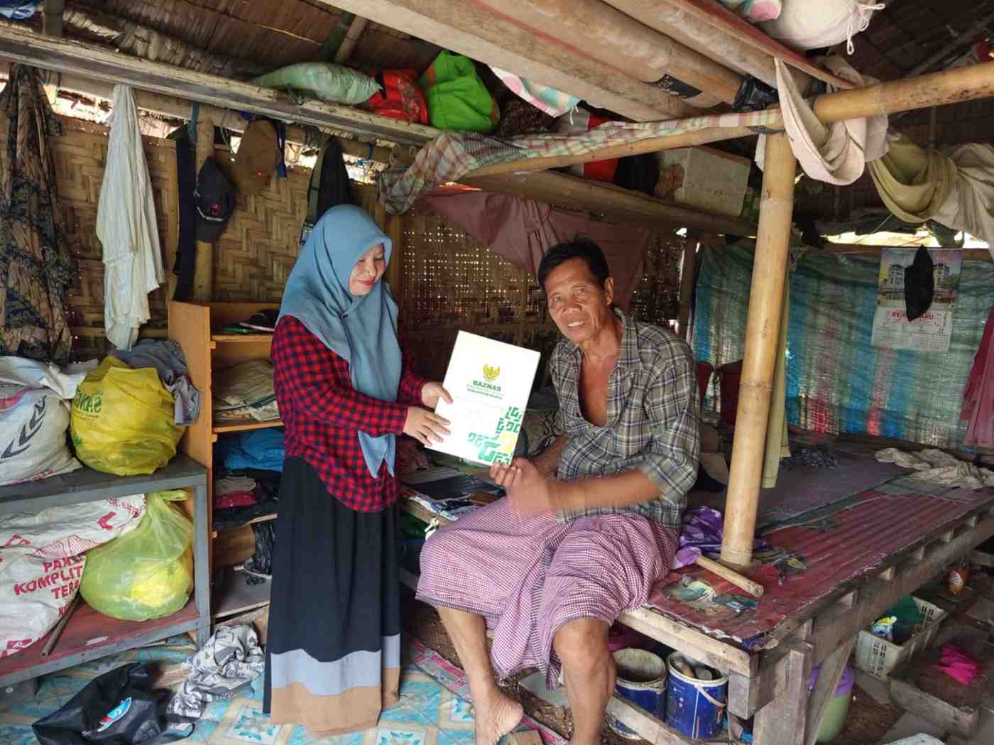 BAZNAS Maros Salurkan Zakat Fitrah untuk Kaum Dhuafa, Pastikan Tepat Sasaran Jelang Idul Fitri