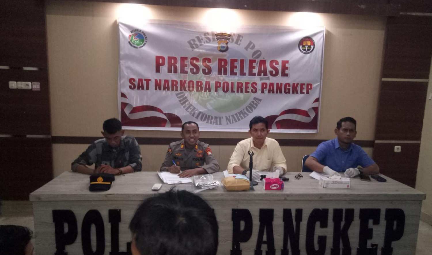 Warga Temukan Hampir 1 Kg Sabu Terdampar di Pesisir Pantai Pangkep