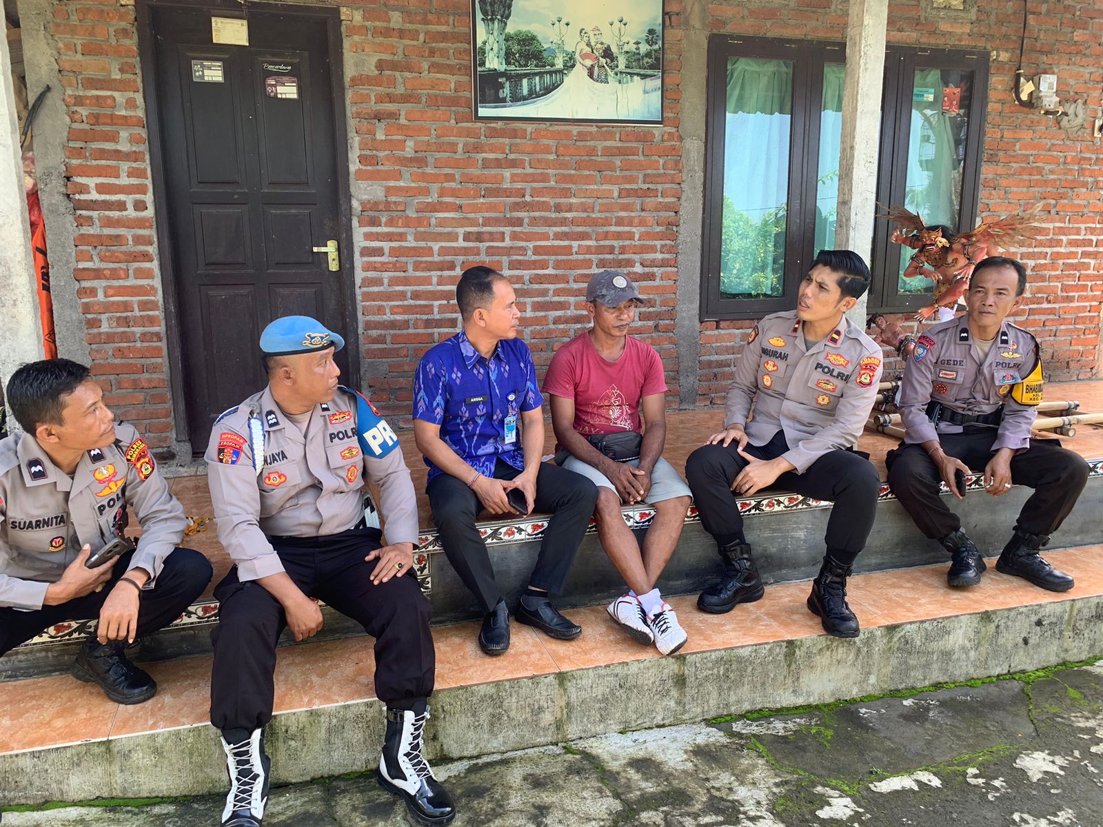 Kapolsek Kota Jembrana Sambangi Warga Pancardawe, Perkuat Kamtibmas dan Antisipasi Musim Kemarau