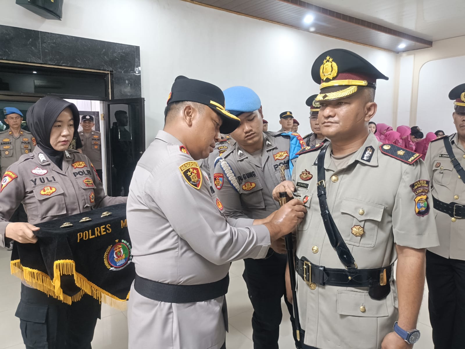 Kapolres Mesuji Pimpin Langsung Upacara Serah Terima Jabatan Pejabat Utama Polres Mesuji*