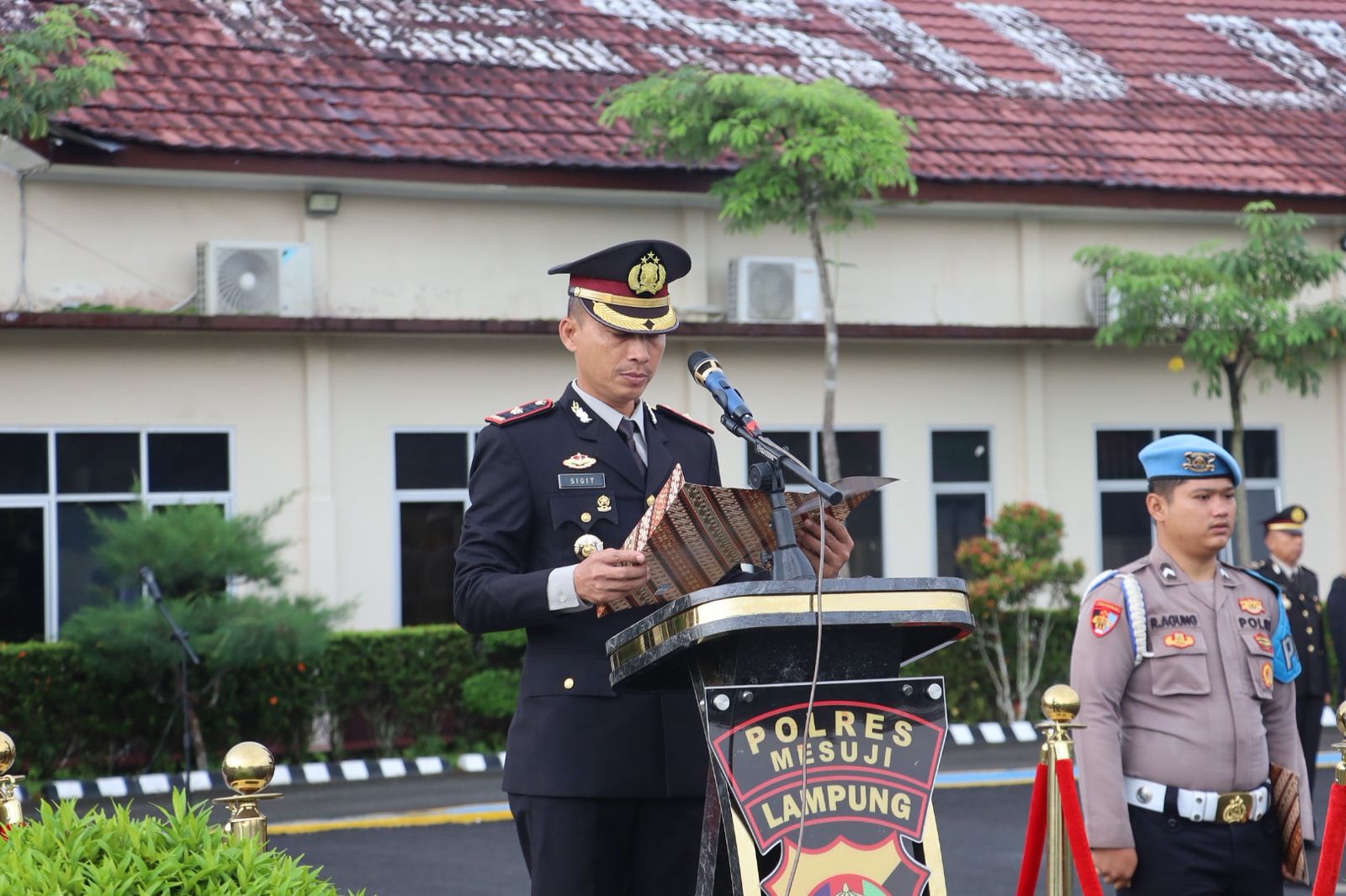 Upacara Peringatan Hari Kebangkitan Nasional Ke 118. Di Lapangan Apel Mapolres Mesuji