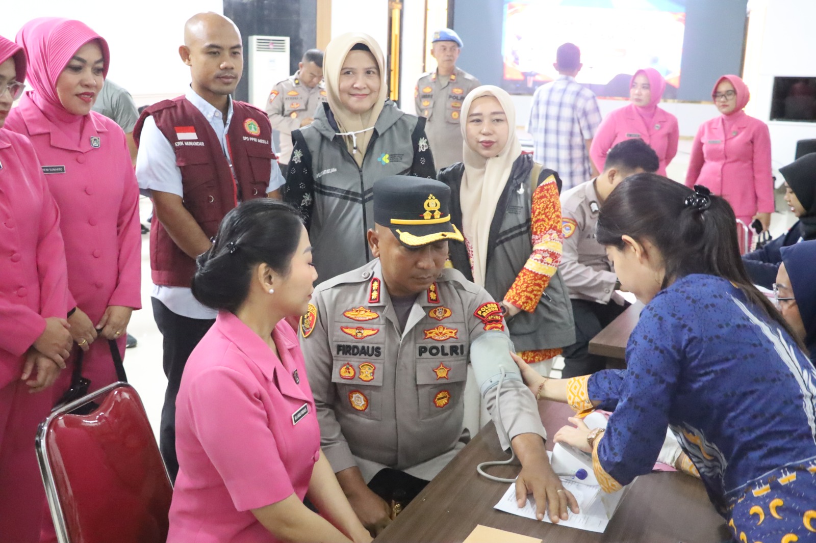 Meriahkan Hari Bhayangkara Ke-80, Polres Mesuji Hadirkan Kesehatan, Kesejahteraan dan Kebersamaan Bagi Rakyat*