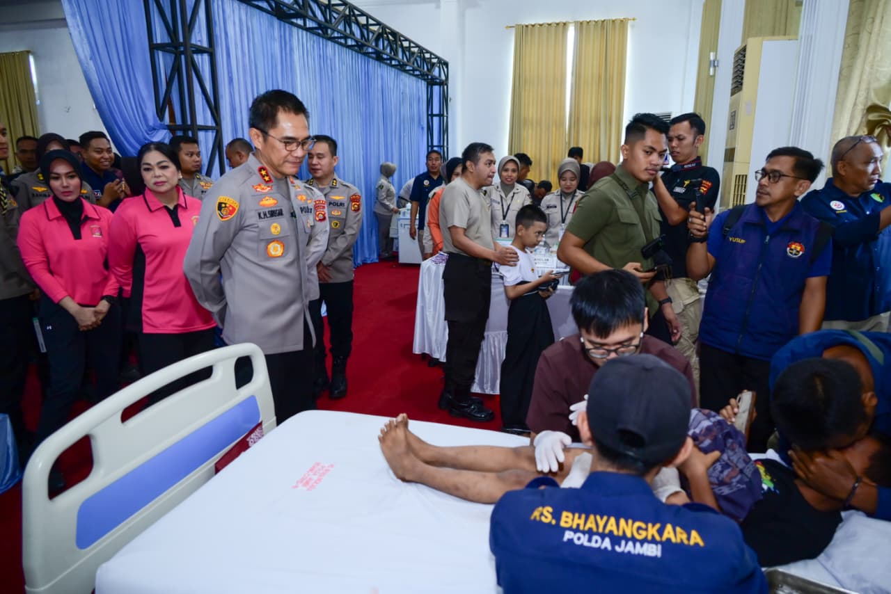 Dalam Rangka Hari Bhayangkara ke-80, Polda Jambi Gelar Bakti Kesehatan dan Bakti Sosial untuk Masyarakat