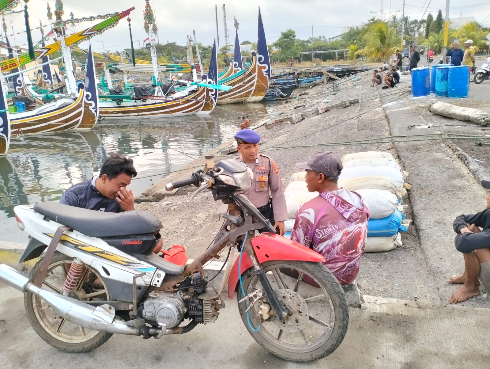 Patroli Pesisir Sat Polairud Polres Jembrana Perkuat Kamtibmas, Nelayan Diimbau Utamakan Keselamatan Saat Melaut
