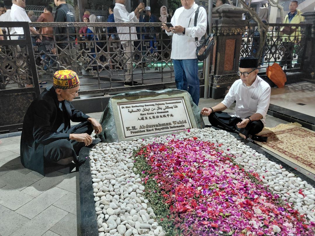 6 Hari Perjalanan “Manjalang Guru” di Sumatera – Jawa