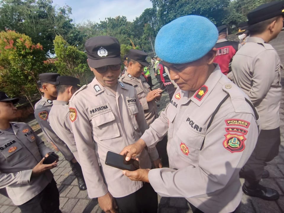 Propam Polres Jembrana Perkuat Pengawasan Internal, Pastikan Personel Bersih dari Judi Online dan Pinjaman Online