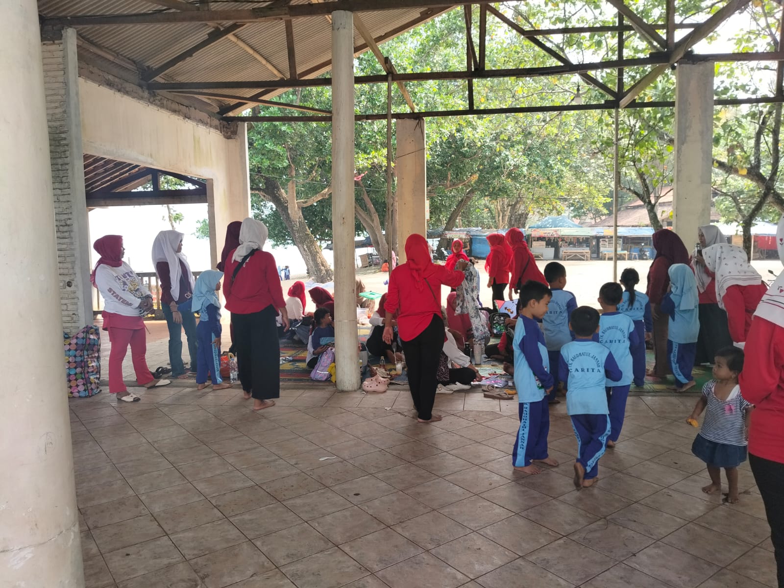 TK RAUDHATUL JANNAH GELAR LOMBA PERINGATI HUT RI KE-81, ACARA BERJALAN LANCAR DAN MERIAH