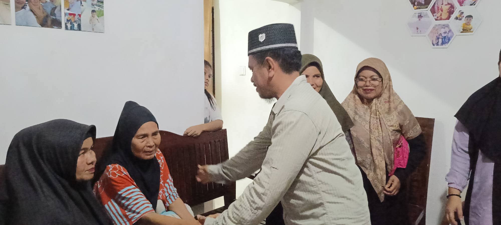 Sudirman Baru Saja Dilantik Sebagai Walinagari Balai Baiak Malai III Koto, Belum Genap Satu Minggu, Langsung Jenguk Warganya Yang Sedang Sakit