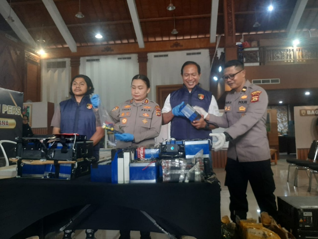 Spesialis Pencurian Baterai Bts Tower Berhasil Diringkus Jajaran Satreskrim Polres Jembrana
