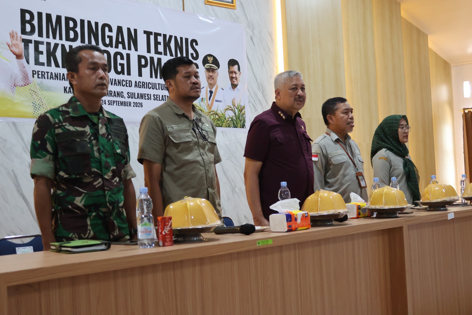 Motivasi PPL, Bupati Pinrang Janjikan Perjalanan Umrah bagi yang Berprestasi