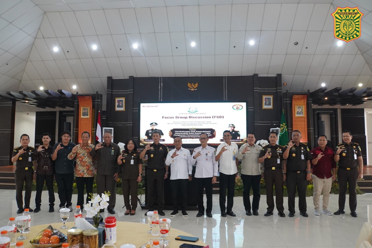 Pontianak kalbar SIKAWAN DAYAK, UPAYA KEJATI KALBAR PERKUAT HAK KEPERDATAAN MASYARAKAT ADAT, KHUSUSNYA BAGI PEREMPUAN DAN ANAK.